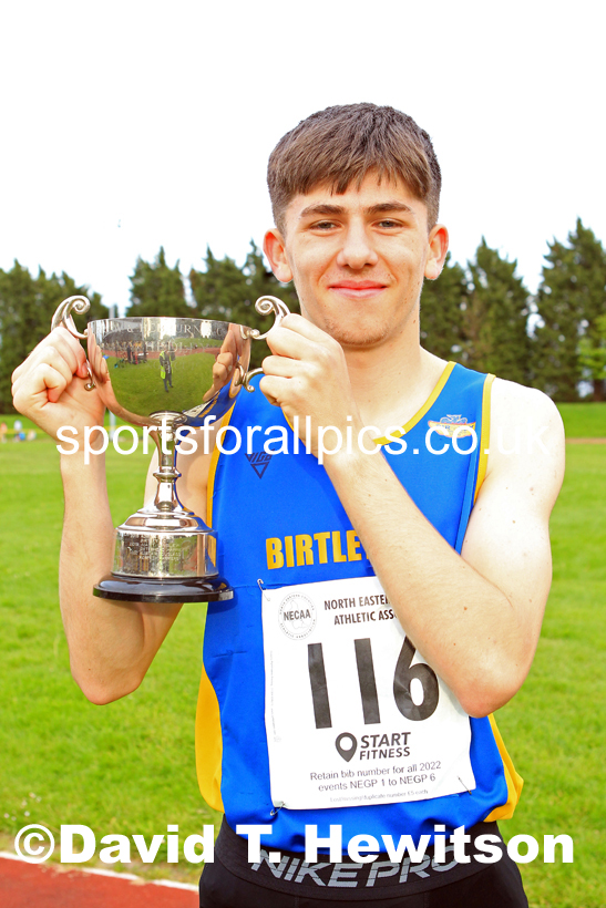 800 metres, 2022 NEGP No. 2, Hebburn. Photo: David T. Hewitson/Sports for All Pics